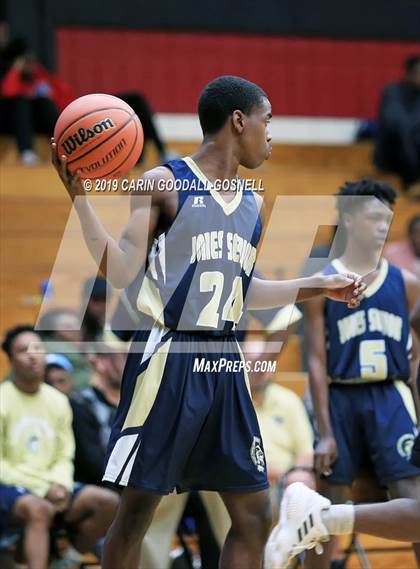 Thumbnail 3 in Jones Senior @ New Bern photogallery.