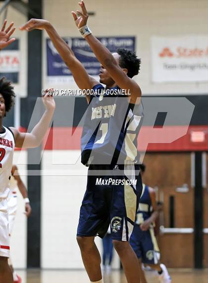 Thumbnail 1 in Jones Senior @ New Bern photogallery.
