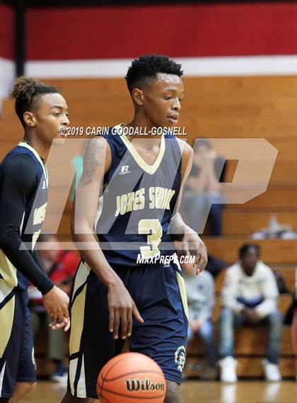 Thumbnail 3 in Jones Senior @ New Bern photogallery.