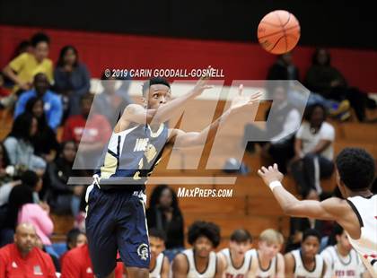 Thumbnail 3 in Jones Senior @ New Bern photogallery.