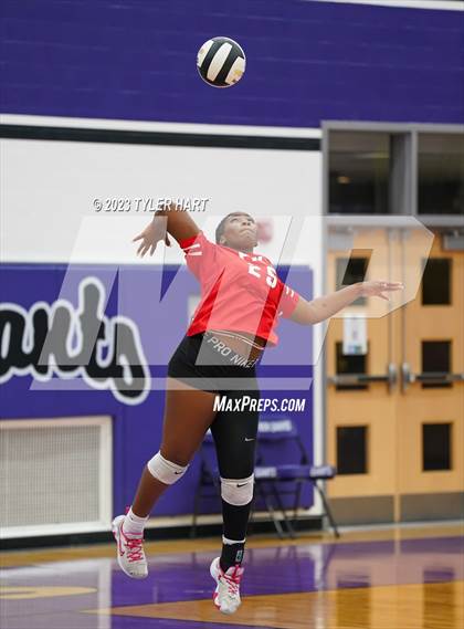 Thumbnail 2 in Pike @ Ben Davis photogallery.