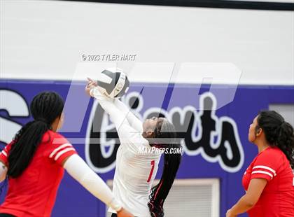 Thumbnail 1 in Pike @ Ben Davis photogallery.