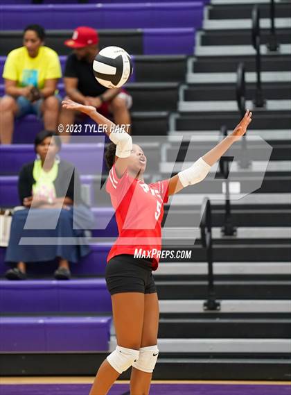 Thumbnail 1 in Pike @ Ben Davis photogallery.