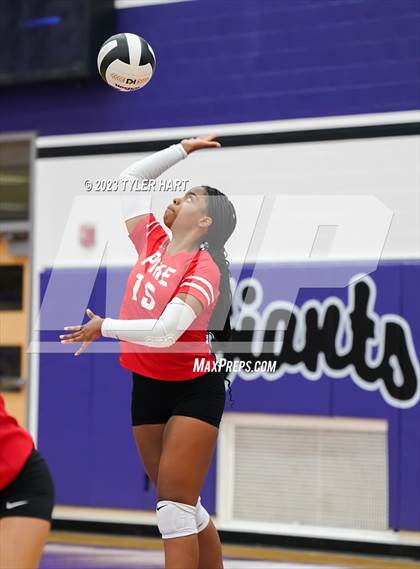 Thumbnail 2 in Pike @ Ben Davis photogallery.