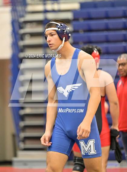 Thumbnail 3 in El Cajon Invitational photogallery.