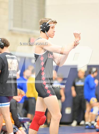 Thumbnail 3 in El Cajon Invitational photogallery.