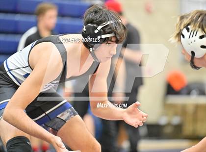 Thumbnail 3 in El Cajon Invitational photogallery.