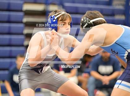 Thumbnail 3 in El Cajon Invitational photogallery.