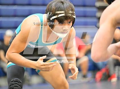 Thumbnail 3 in El Cajon Invitational photogallery.