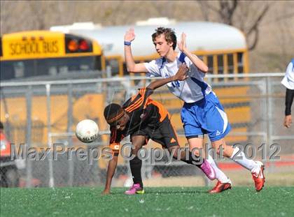 Thumbnail 3 in Hays vs Poly (Garland Invitational) photogallery.