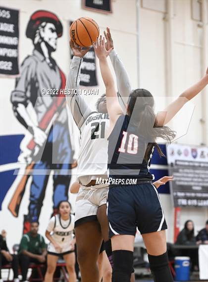 Thumbnail 2 in Tesoro vs. Fairmont Prep (Oxford Tournament) photogallery.