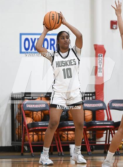Thumbnail 3 in Tesoro vs. Fairmont Prep (Oxford Tournament) photogallery.