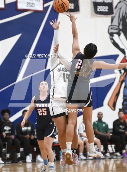 Thumbnail 3 in Tesoro vs. Fairmont Prep (Oxford Tournament) photogallery.