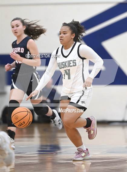 Thumbnail 2 in Tesoro vs. Fairmont Prep (Oxford Tournament) photogallery.