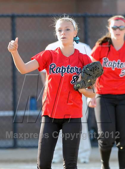 Thumbnail 3 in Eaglecrest @ Cherokee Trail photogallery.