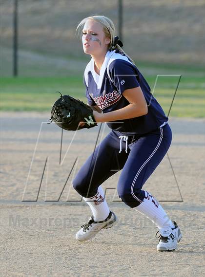 Thumbnail 2 in Eaglecrest @ Cherokee Trail photogallery.