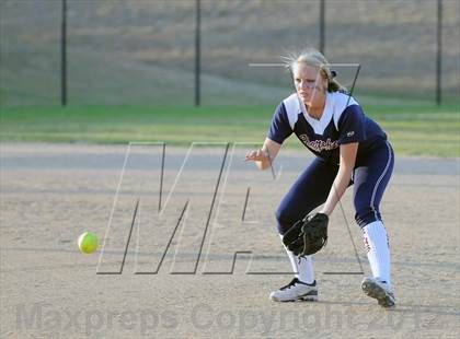 Thumbnail 2 in Eaglecrest @ Cherokee Trail photogallery.
