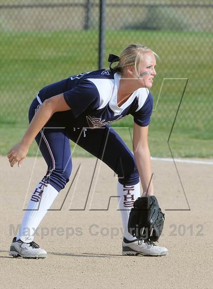 Thumbnail 2 in Eaglecrest @ Cherokee Trail photogallery.