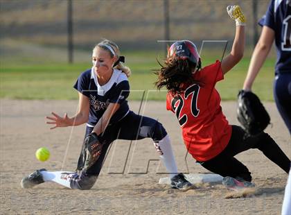 Thumbnail 1 in Eaglecrest @ Cherokee Trail photogallery.