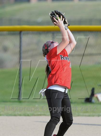 Thumbnail 3 in Eaglecrest @ Cherokee Trail photogallery.