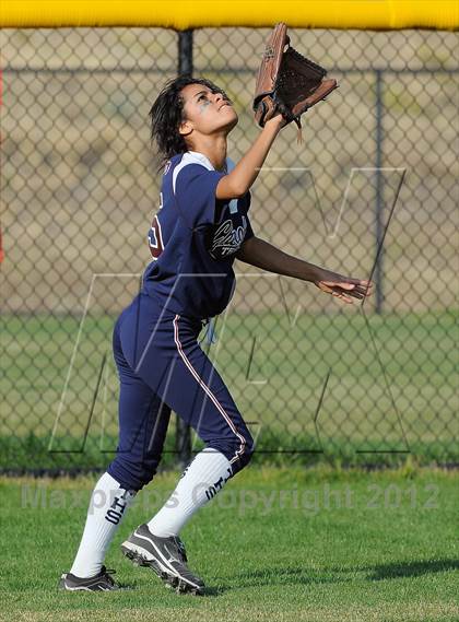 Thumbnail 3 in Eaglecrest @ Cherokee Trail photogallery.