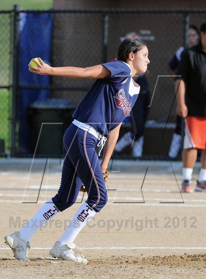 Thumbnail 3 in Eaglecrest @ Cherokee Trail photogallery.