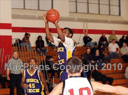 Thumbnail 3 in Pomperaug vs. Prince Tech (Merit Insurance Classic) photogallery.