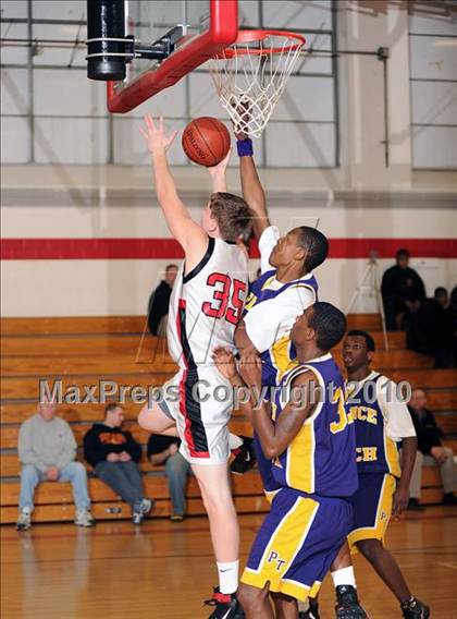 Thumbnail 1 in Pomperaug vs. Prince Tech (Merit Insurance Classic) photogallery.