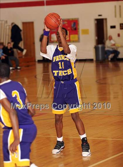 Thumbnail 1 in Pomperaug vs. Prince Tech (Merit Insurance Classic) photogallery.