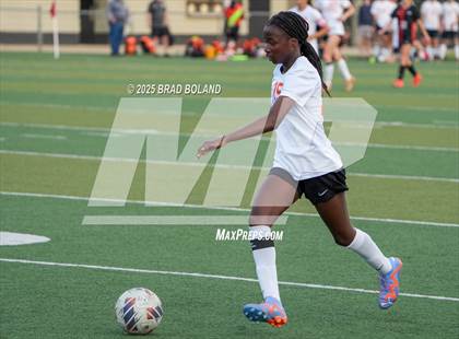 Thumbnail 1 in Grissom @ McGill-Toolen photogallery.