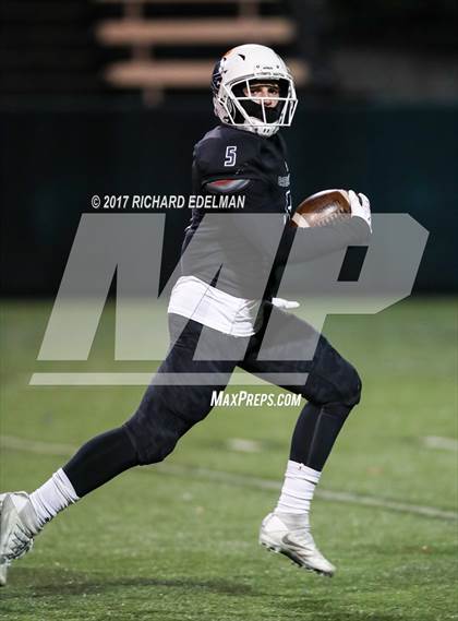 Thumbnail 1 in Edmonds-Woodway vs Eastside Catholic (WIAA 3A First Round) photogallery.