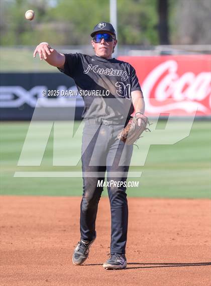 Thumbnail 1 in Mogollon vs Hayden (AIA 1A Semifinal) photogallery.
