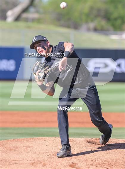 Thumbnail 1 in Mogollon vs Hayden (AIA 1A Semifinal) photogallery.