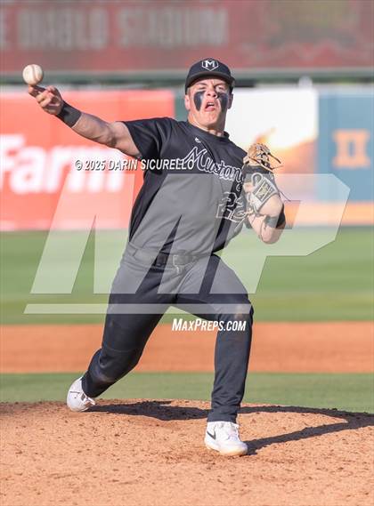 Thumbnail 1 in Mogollon vs Hayden (AIA 1A Semifinal) photogallery.