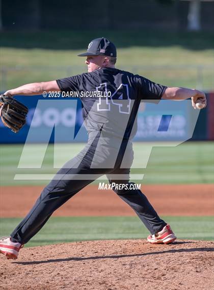 Thumbnail 2 in Mogollon vs Hayden (AIA 1A Semifinal) photogallery.