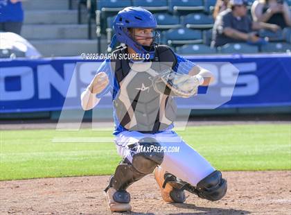 Thumbnail 1 in Mogollon vs Hayden (AIA 1A Semifinal) photogallery.