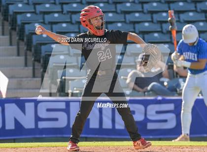 Thumbnail 1 in Mogollon vs Hayden (AIA 1A Semifinal) photogallery.