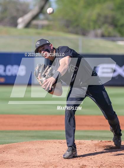Thumbnail 1 in Mogollon vs Hayden (AIA 1A Semifinal) photogallery.