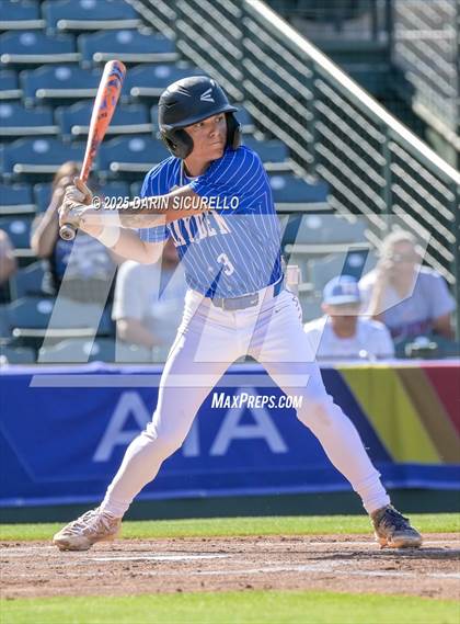 Thumbnail 3 in Mogollon vs Hayden (AIA 1A Semifinal) photogallery.