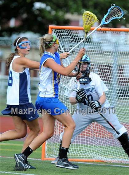 Thumbnail 2 in Manheim Township vs. Springfield (PIAA Semifinal) photogallery.
