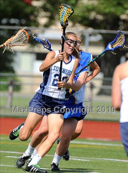 Thumbnail 1 in Manheim Township vs. Springfield (PIAA Semifinal) photogallery.