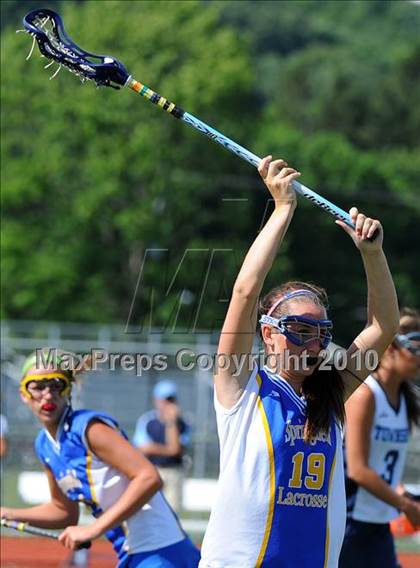 Thumbnail 3 in Manheim Township vs. Springfield (PIAA Semifinal) photogallery.