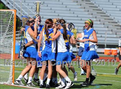 Thumbnail 2 in Manheim Township vs. Springfield (PIAA Semifinal) photogallery.
