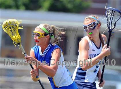 Thumbnail 1 in Manheim Township vs. Springfield (PIAA Semifinal) photogallery.