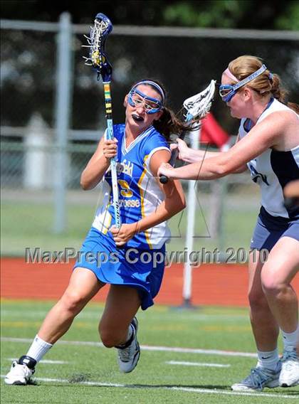Thumbnail 3 in Manheim Township vs. Springfield (PIAA Semifinal) photogallery.