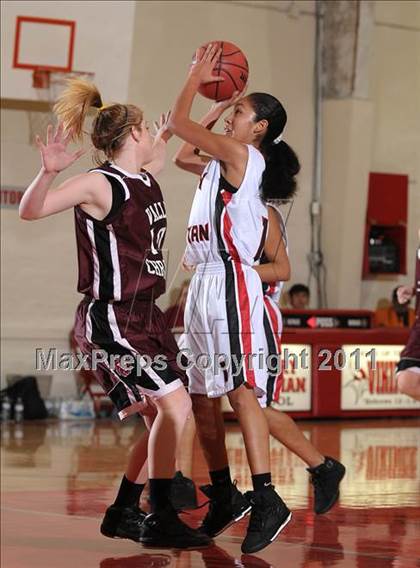 Thumbnail 1 in Valley Christian vs. San Juan (Lady Viking Classic) photogallery.