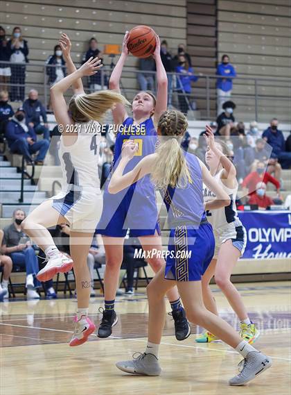 Thumbnail 3 in Olympia vs Kelso photogallery.