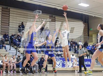 Thumbnail 1 in Olympia vs Kelso photogallery.