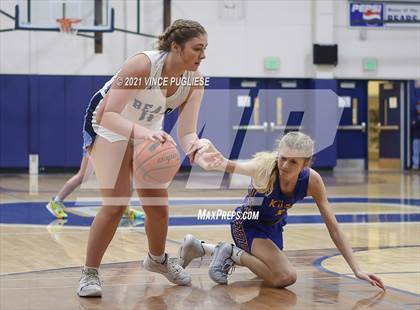 Thumbnail 1 in Olympia vs Kelso photogallery.