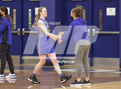 Thumbnail 1 in Olympia vs Kelso photogallery.